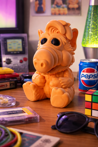 Retro Alf the Alien Pig Figurine - 1980s Nostalgia Desk Toy